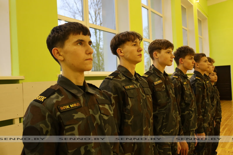 IВайскова-патрыятычны клуб у дзіцячым доме