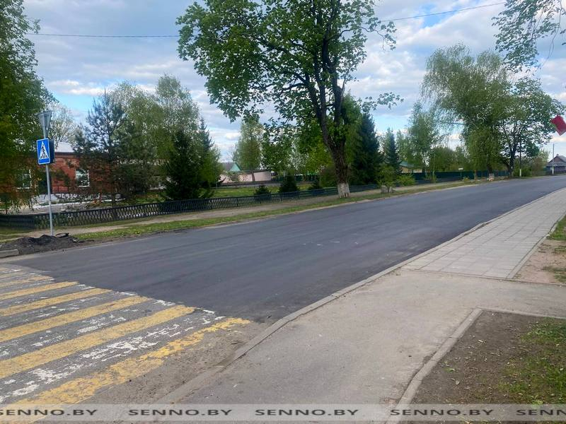 I320 метраў новага асфальту ў Сянно выдаюць за вялікае дасягненне