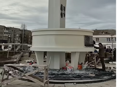 I«Застаўся адзін дзень”. Аршанскую стэлу рыхтавалі ад адкрыцця спешным парадкам