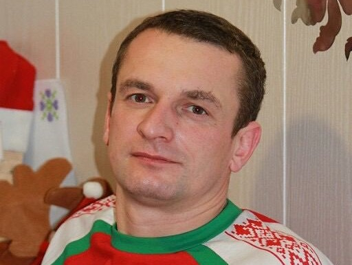IУ спісах вызваленых палітвязняў, якім было дазволена застацца ў Беларусі – прадпрымальнік з Глыбокага Леанід Шпец